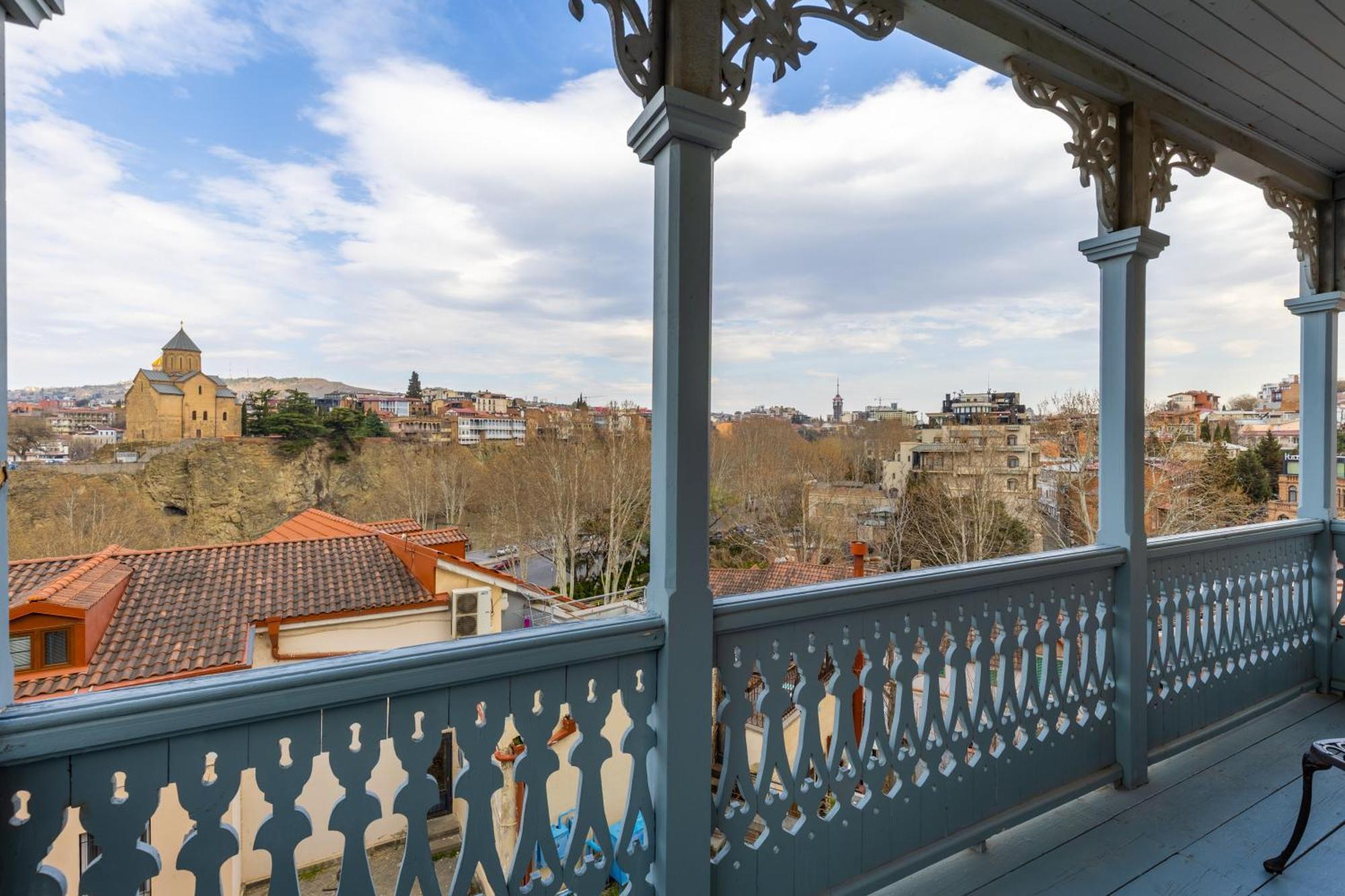 Postcard Balconies Apartment Tbilisi Exterior photo